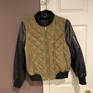 Windsor Olive Jacket with Black Sleeves